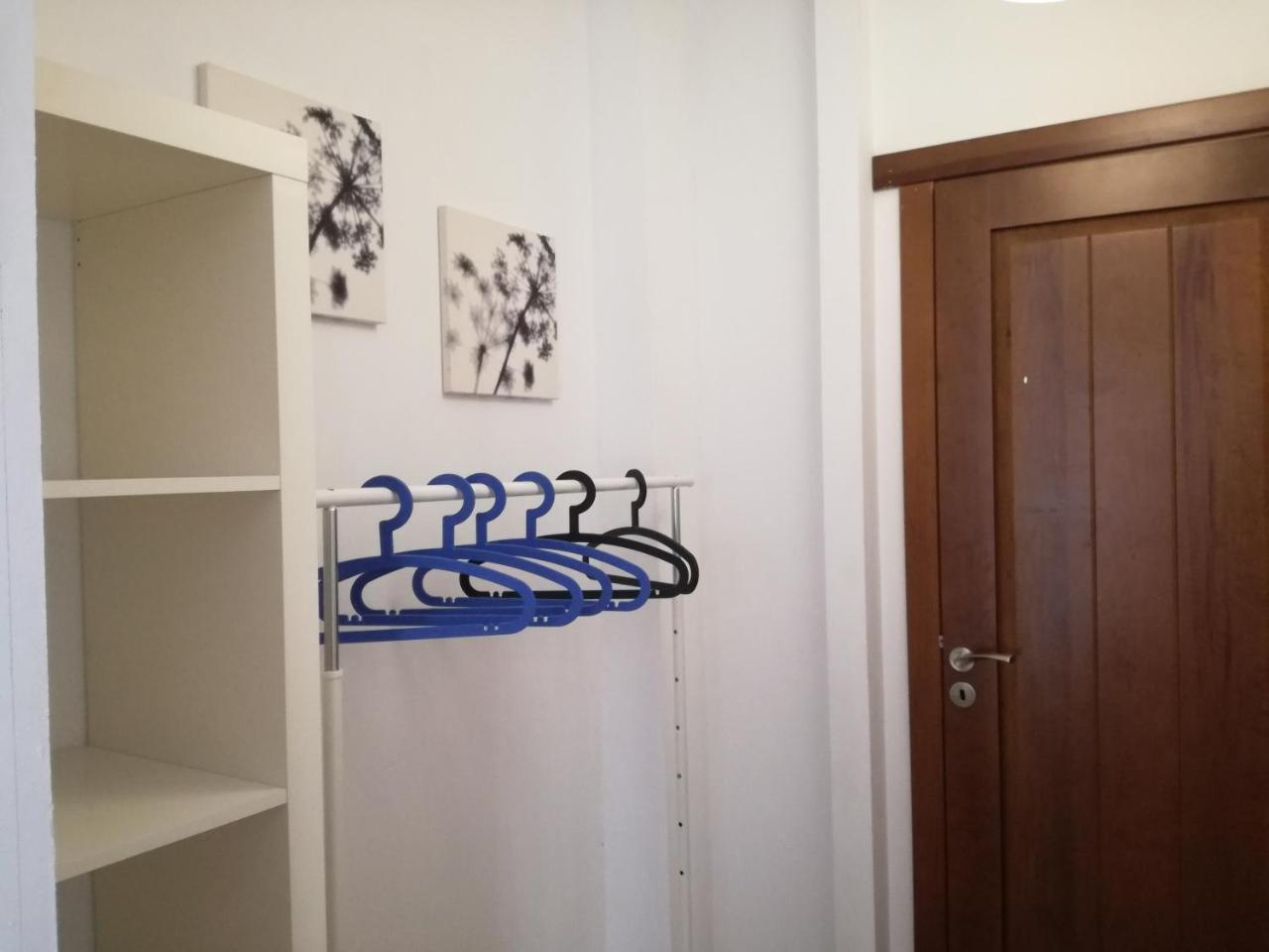 Surfhouse Hostel Famara Caleta De Famara Εξωτερικό φωτογραφία
